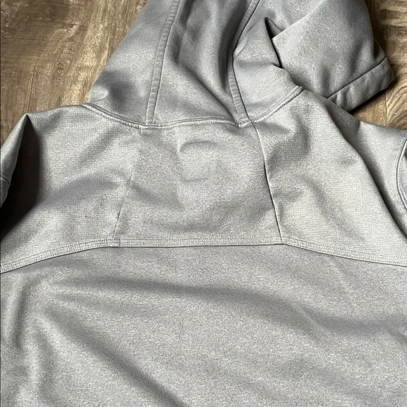 The North Face Men's Light Gray Embroidered Logo Hoodie - Picture 6 of 9